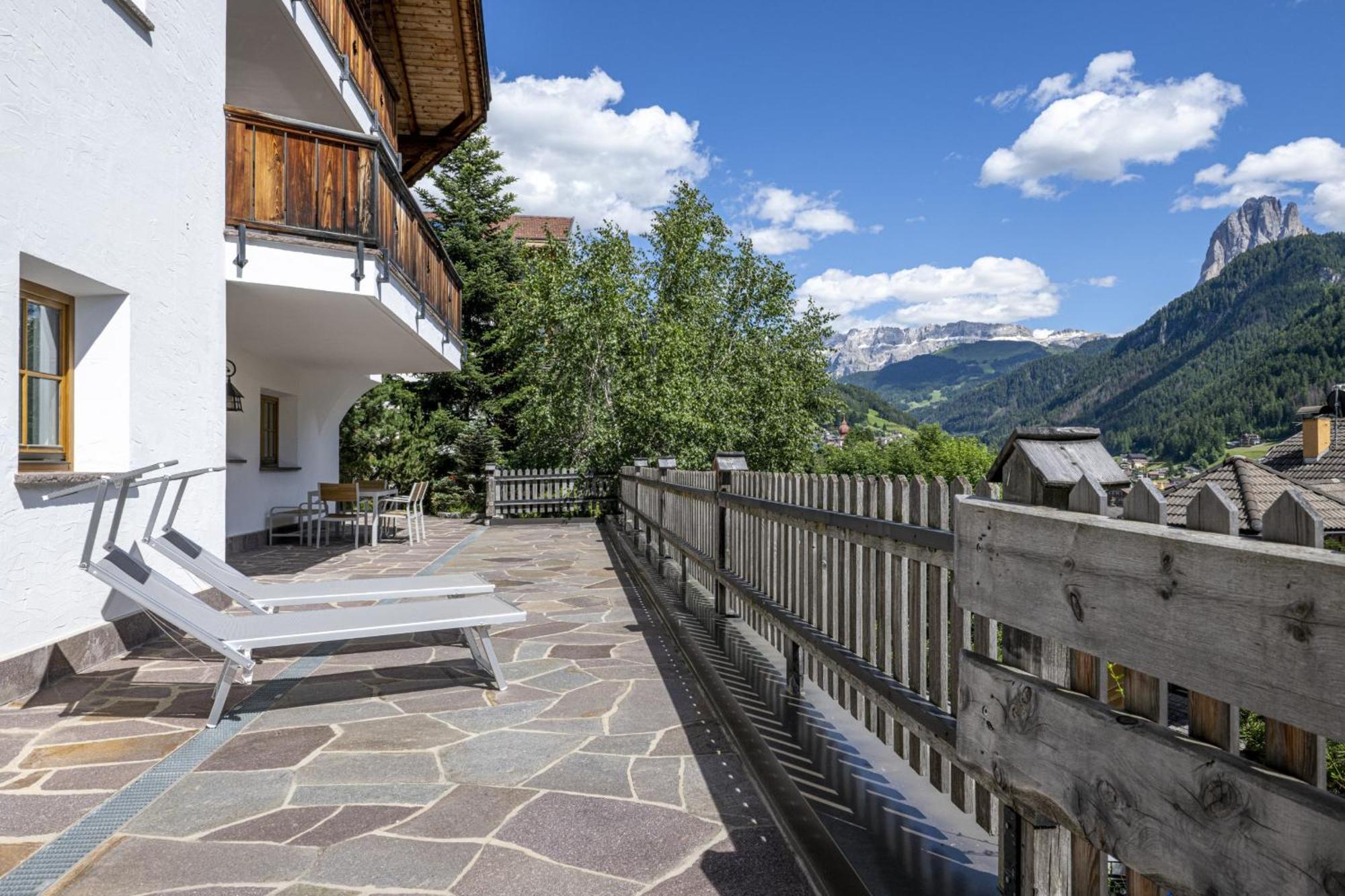 Panoramic Apartment 24 Ortisei Eksteriør bilde